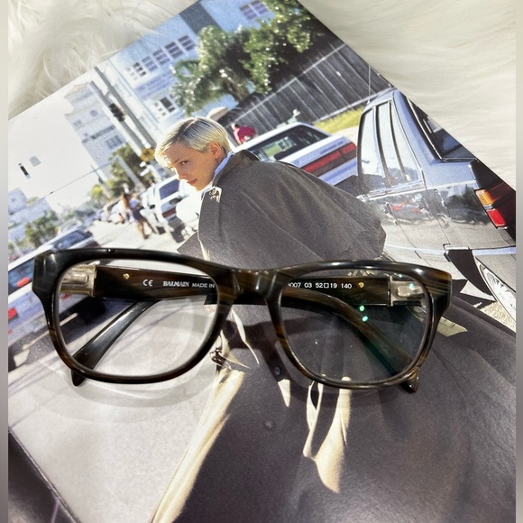 Balmain prescription eyeglasses - Picture 2 of 11